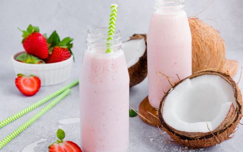 Batido de fresa y coco